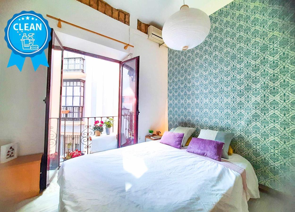 Lovely Center Apartments - Sunny Balcony Alfalfa Seville Luaran gambar