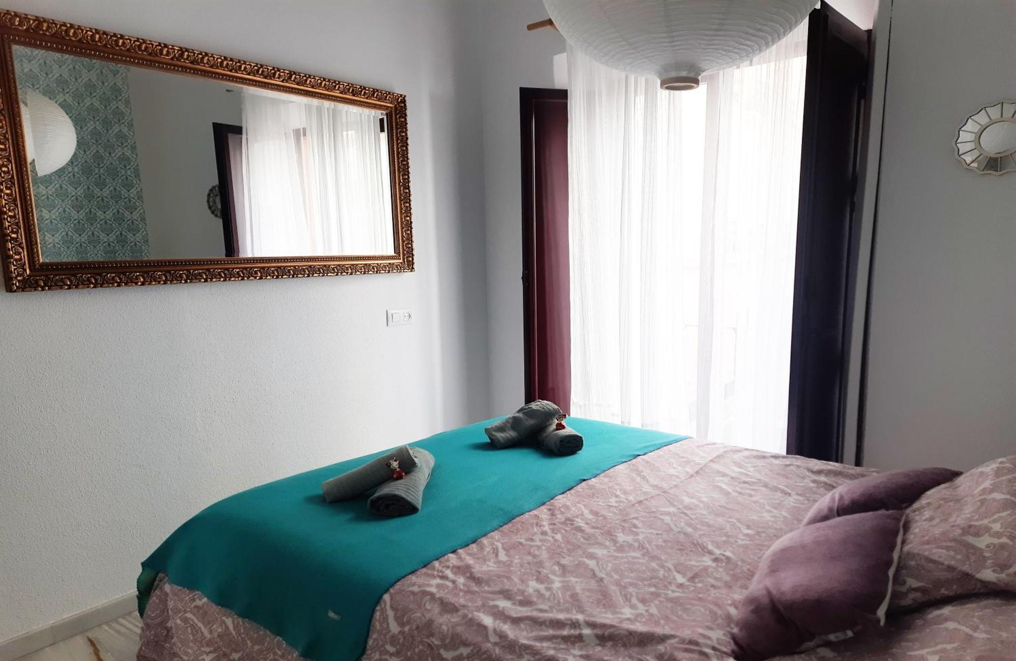 Lovely Center Apartments - Sunny Balcony Alfalfa Seville Luaran gambar